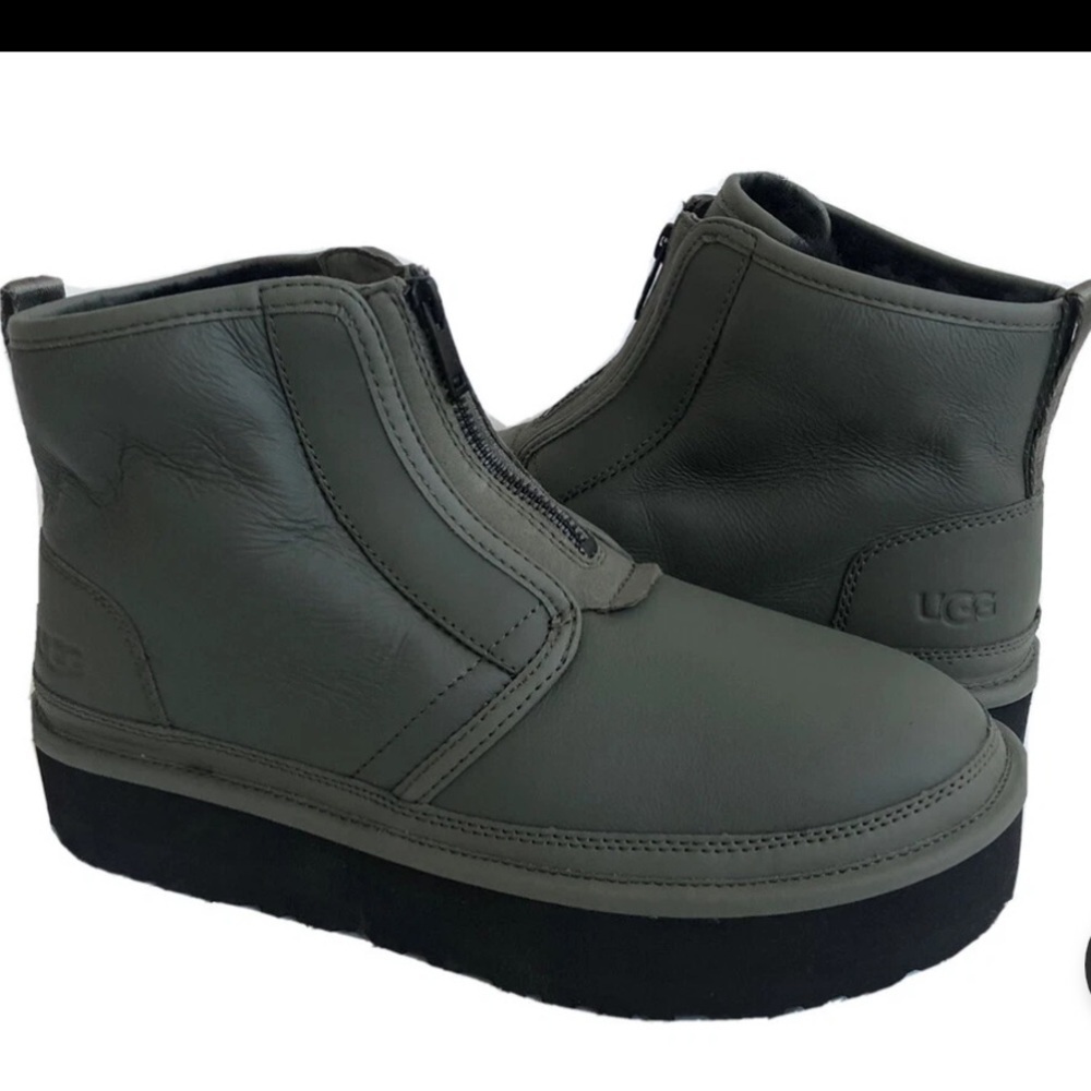 UGG WOMEN NEUMEL PLATFORM ZIP ULTRA MATTE SEAWEED SHOE Size 38/8